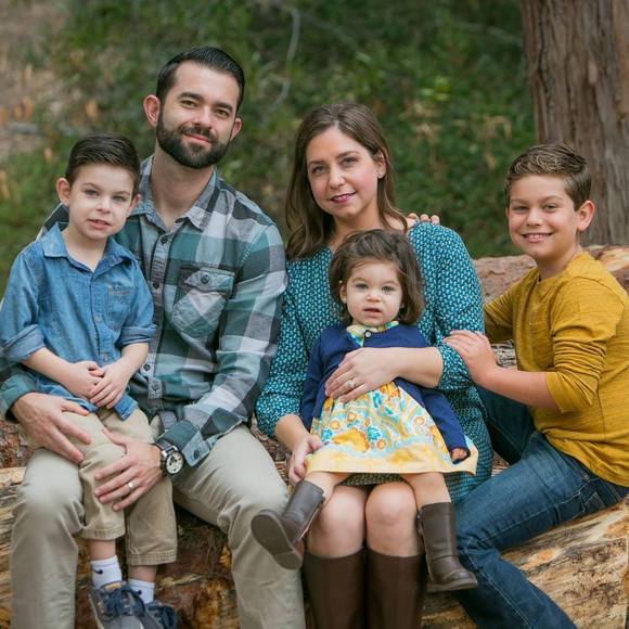 Meet your Posher, Nicole - Picture 1 of 1